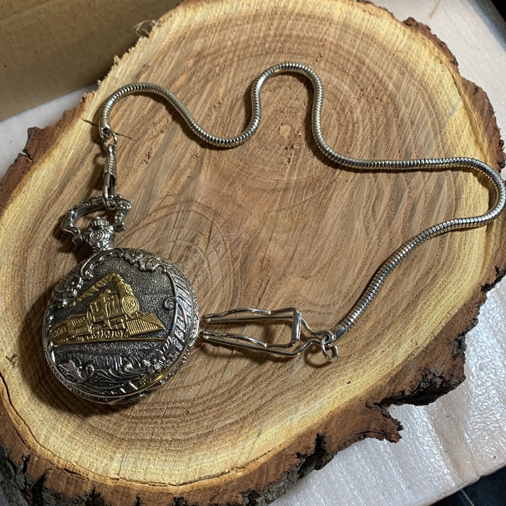 Vintage Morita Locomotive Train Pocket Watch New Battery View 4